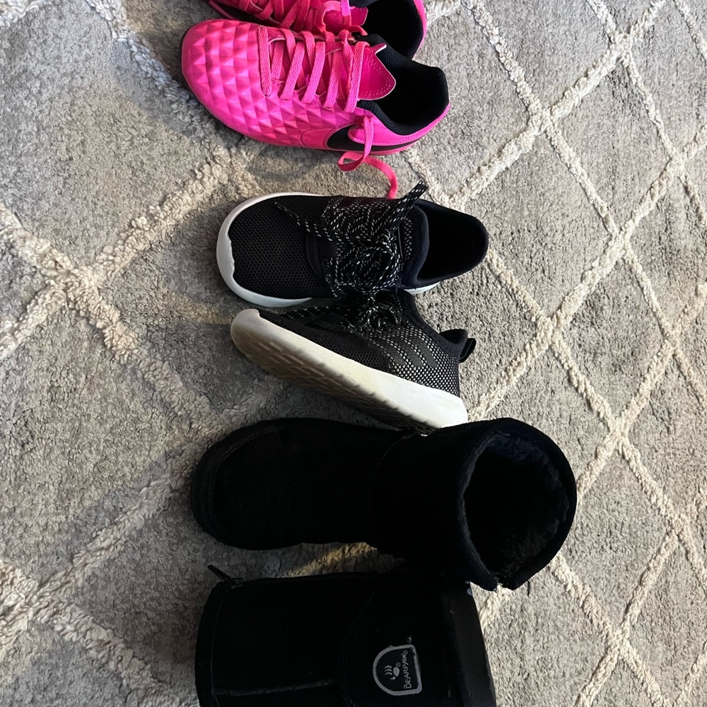 Bear paw toddler girl boots, pink Nike soccer cleats,adidas shoes